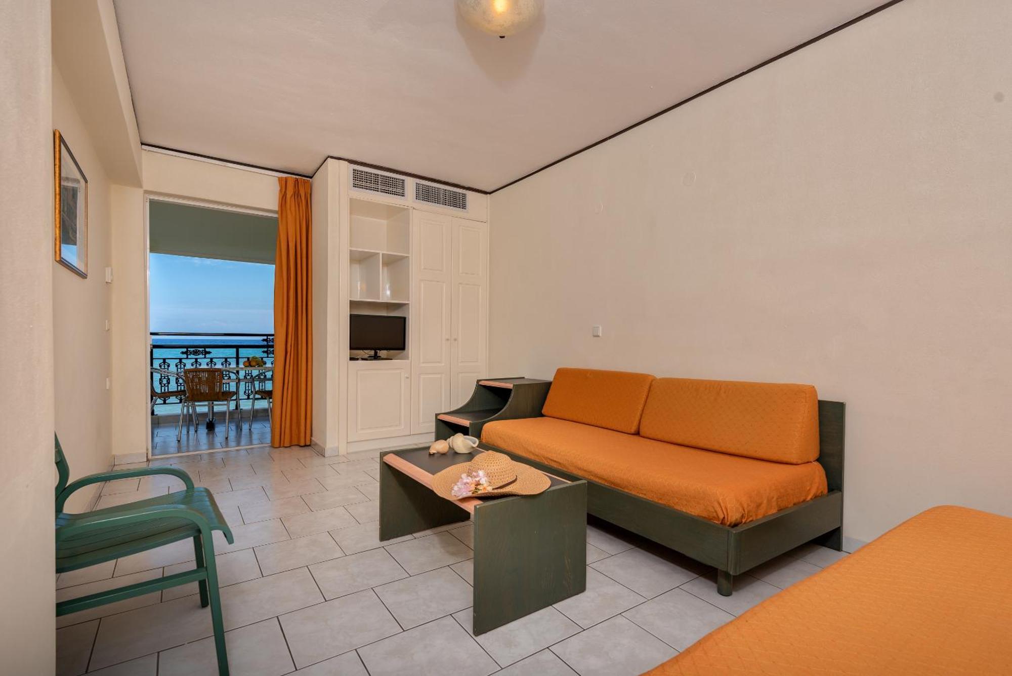 Porto Iliessa Hotel Argassi Exterior photo
